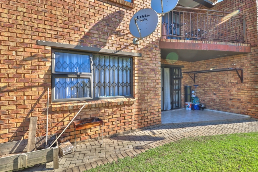 2 Bedroom Property for Sale in Witfield Gauteng