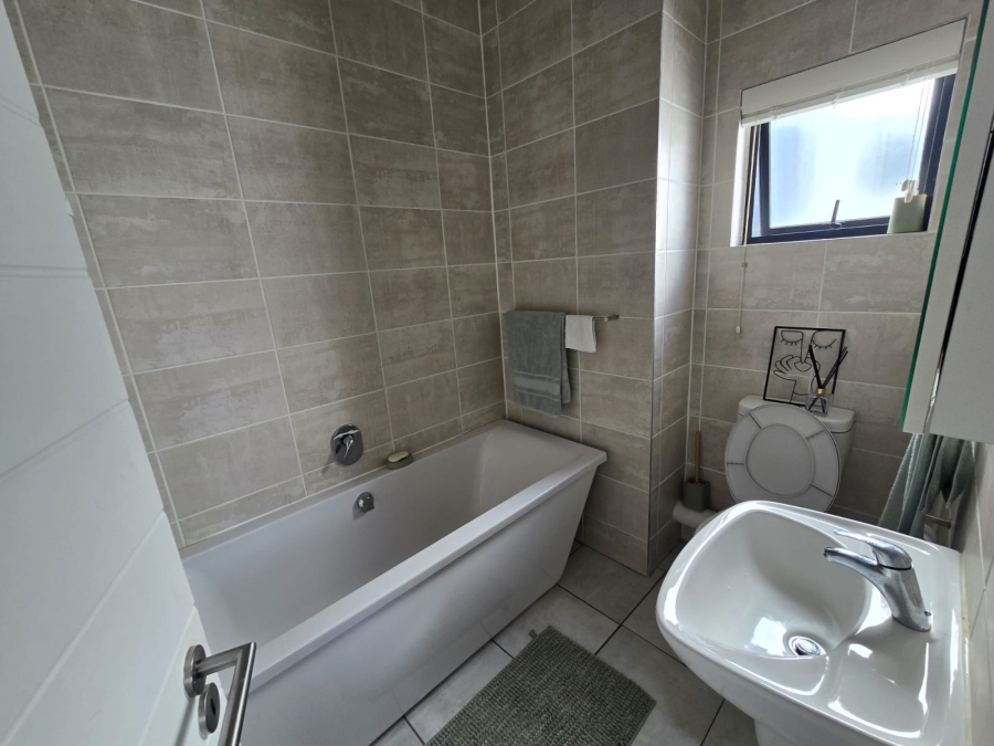 To Let 2 Bedroom Property for Rent in Linbro Park Gauteng