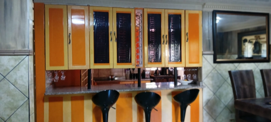 5 Bedroom Property for Sale in Pretoria North Gauteng