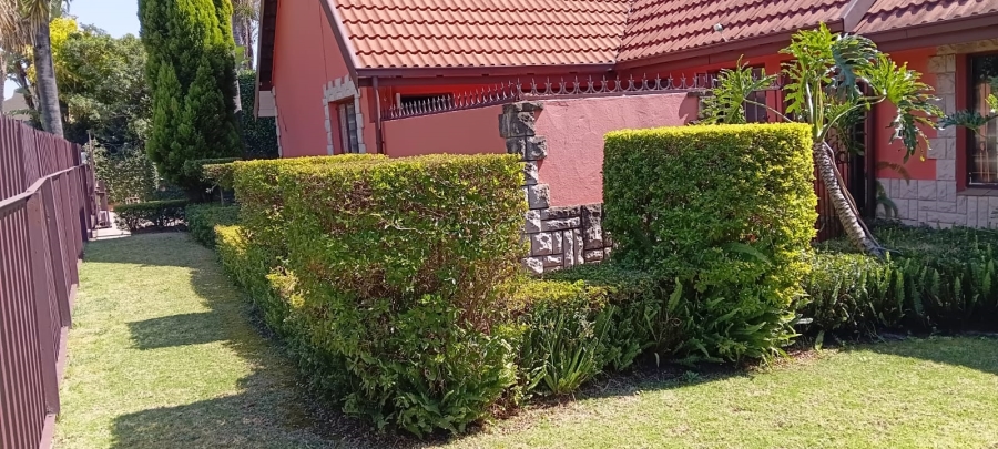 5 Bedroom Property for Sale in Pretoria North Gauteng