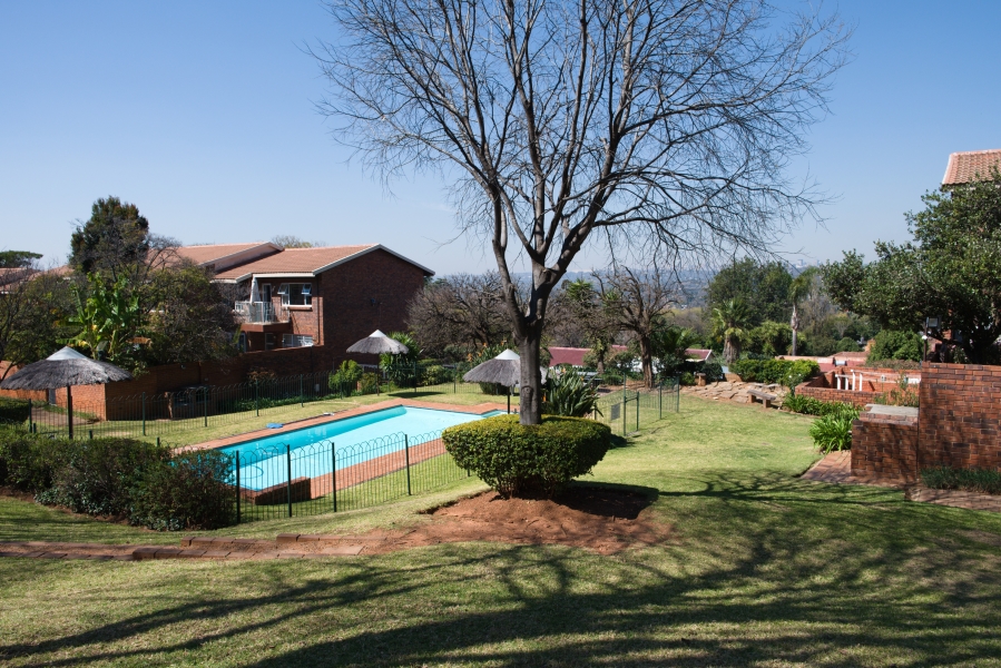 2 Bedroom Property for Sale in Northcliff Gauteng