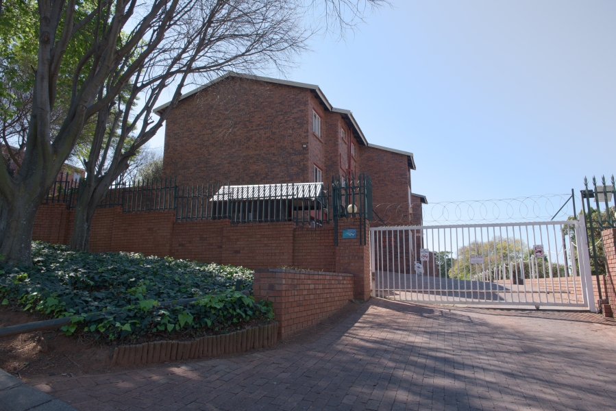2 Bedroom Property for Sale in Northcliff Gauteng