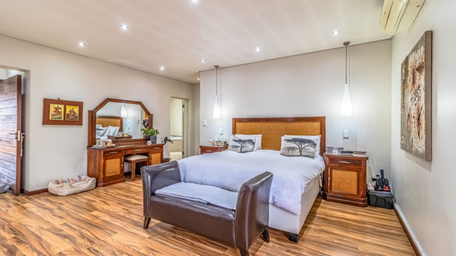 4 Bedroom Property for Sale in Dowerglen Ext 5 Gauteng