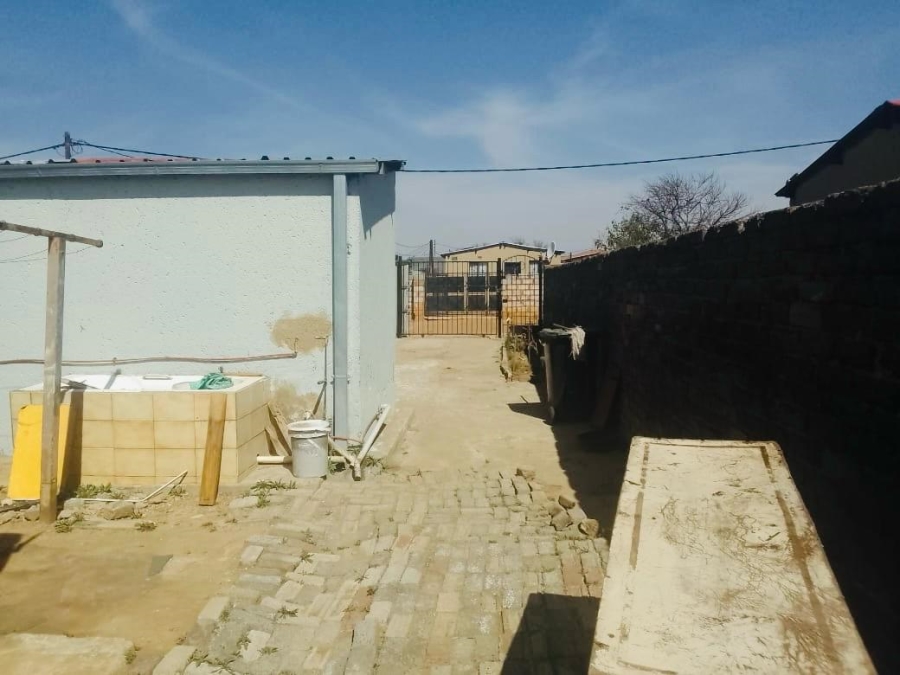3 Bedroom Property for Sale in Windmill Park Gauteng