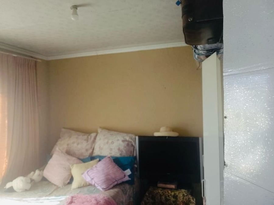 3 Bedroom Property for Sale in Windmill Park Gauteng