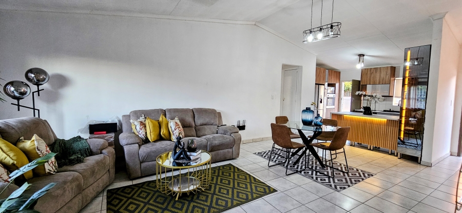 2 Bedroom Property for Sale in Waldrift Gauteng