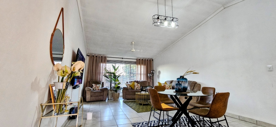 2 Bedroom Property for Sale in Waldrift Gauteng