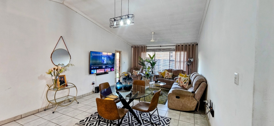 2 Bedroom Property for Sale in Waldrift Gauteng