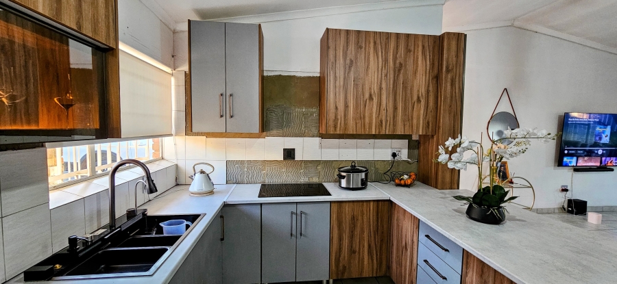 2 Bedroom Property for Sale in Waldrift Gauteng