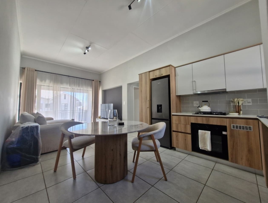 To Let 2 Bedroom Property for Rent in Pinehaven Gauteng