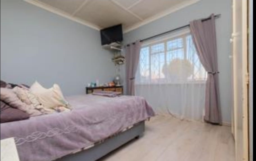 3 Bedroom Property for Sale in Lindhaven Gauteng