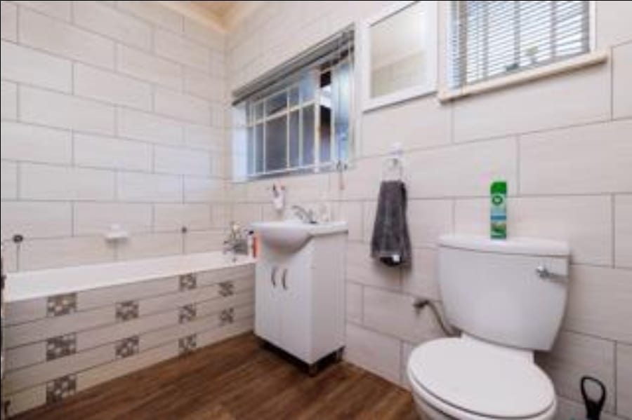 3 Bedroom Property for Sale in Lindhaven Gauteng