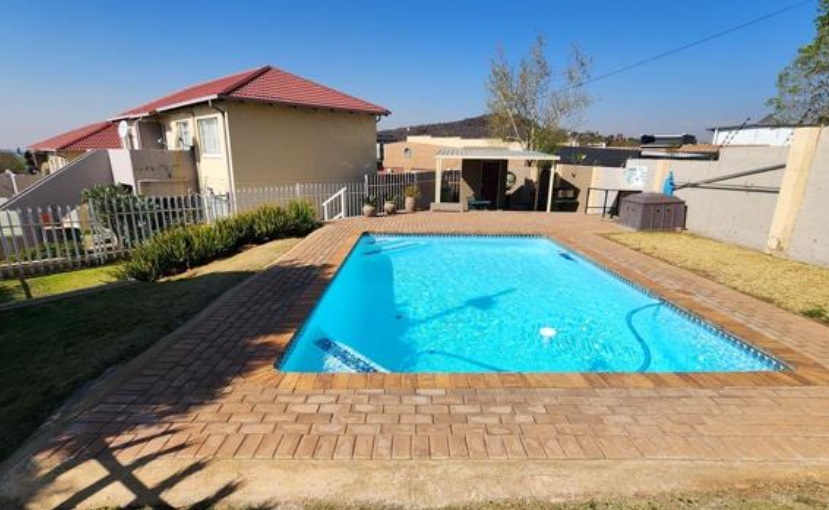 2 Bedroom Property for Sale in Meyersdal Gauteng