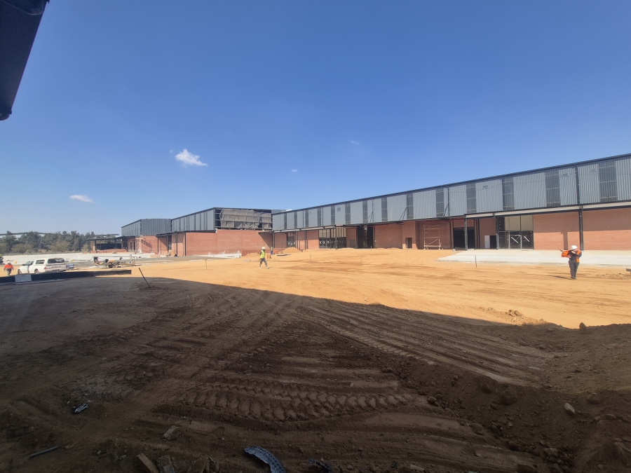 To Let Commercial Property for Rent in Gosforth Park Gauteng