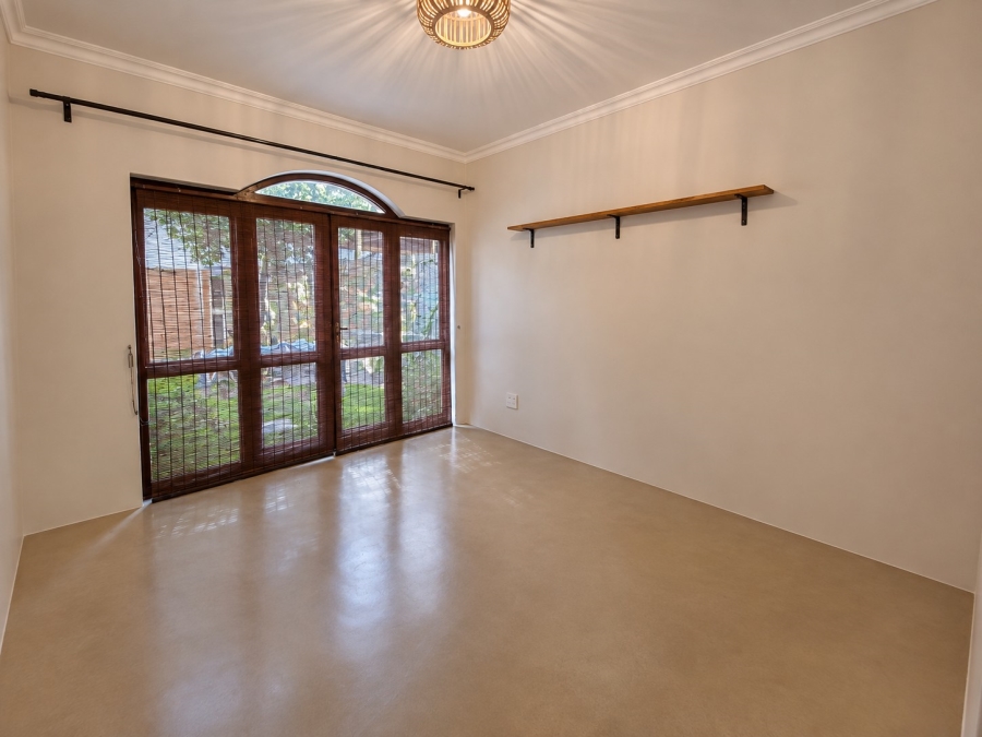 1 Bedroom Property for Sale in Douglasdale Gauteng