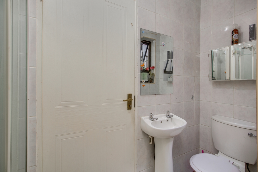 4 Bedroom Property for Sale in Beverley Gauteng