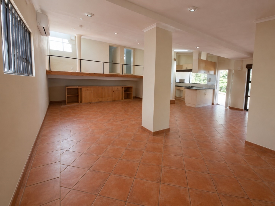 To Let 2 Bedroom Property for Rent in Bryanston Gauteng