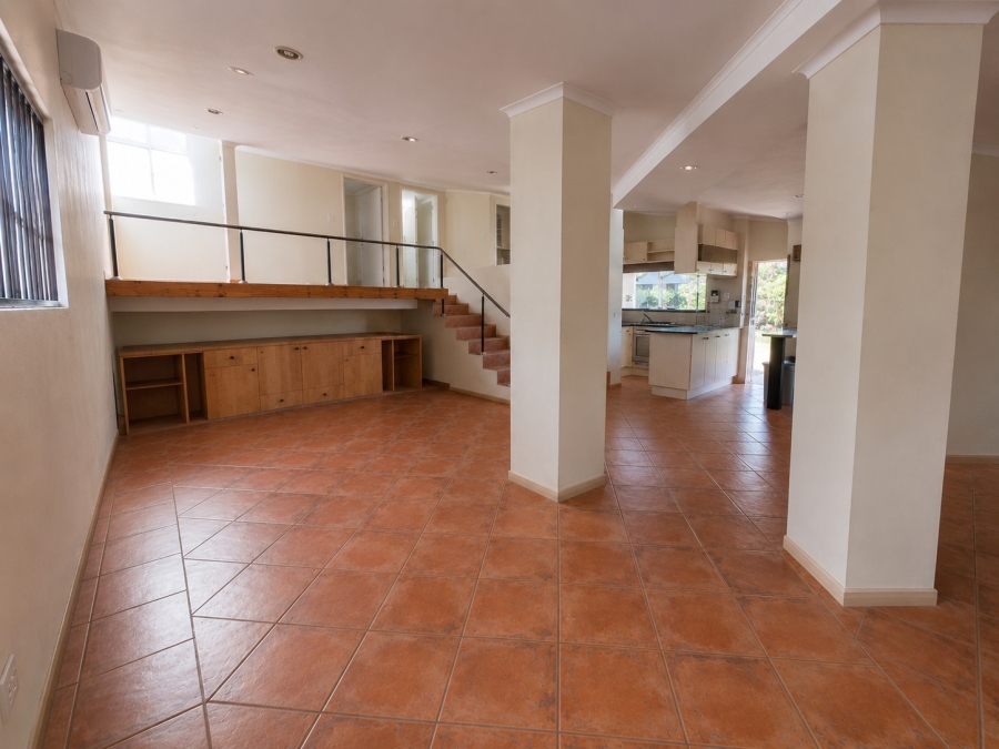 To Let 2 Bedroom Property for Rent in Bryanston Gauteng