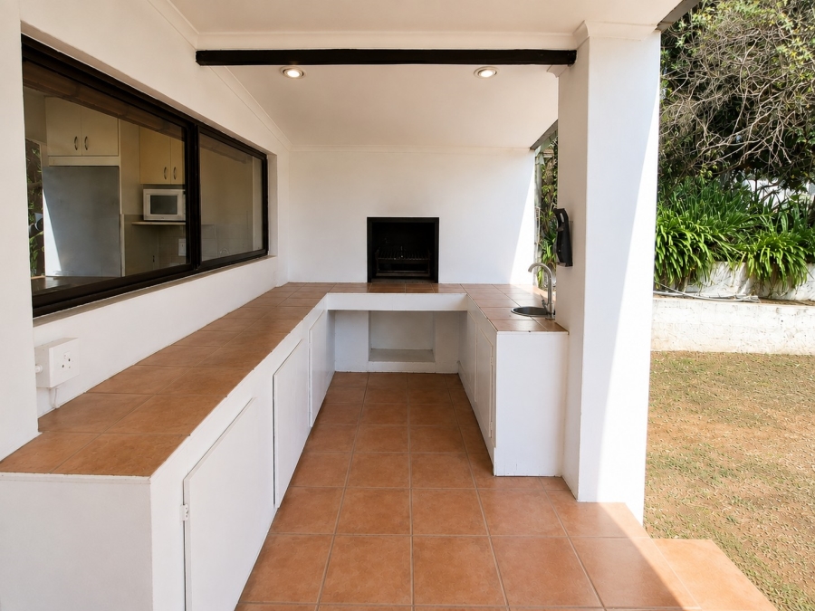 To Let 2 Bedroom Property for Rent in Bryanston Gauteng