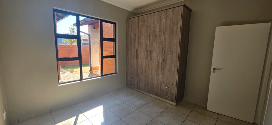 3 Bedroom Property for Sale in Six Fountains Estate Gauteng