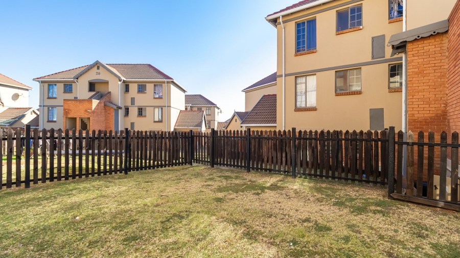 2 Bedroom Property for Sale in Terenure Gauteng