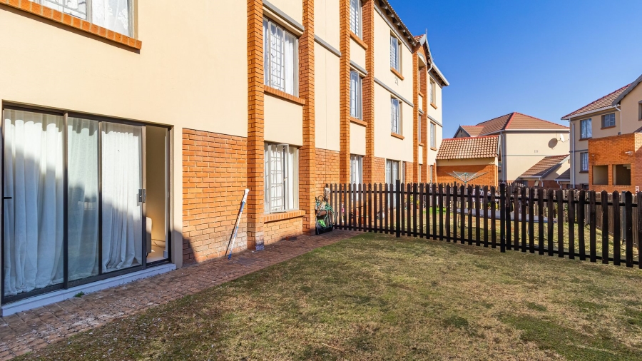 2 Bedroom Property for Sale in Terenure Gauteng