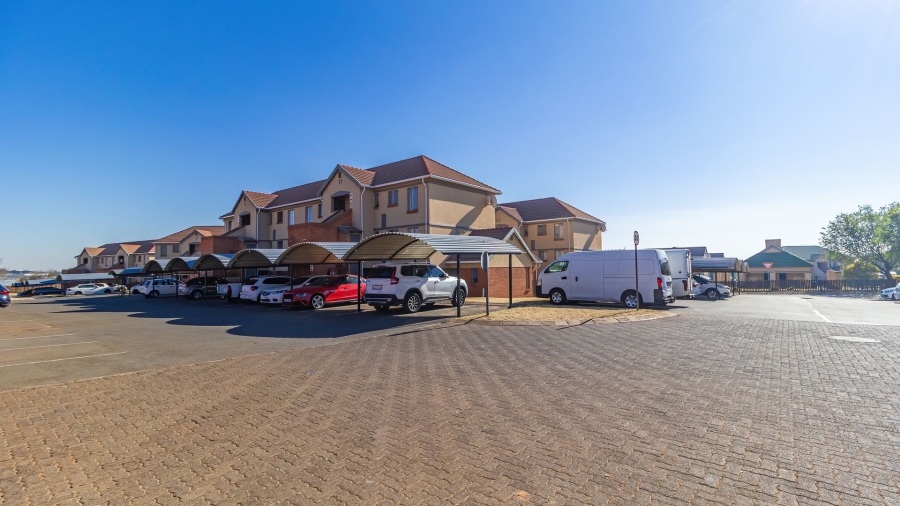 2 Bedroom Property for Sale in Terenure Gauteng