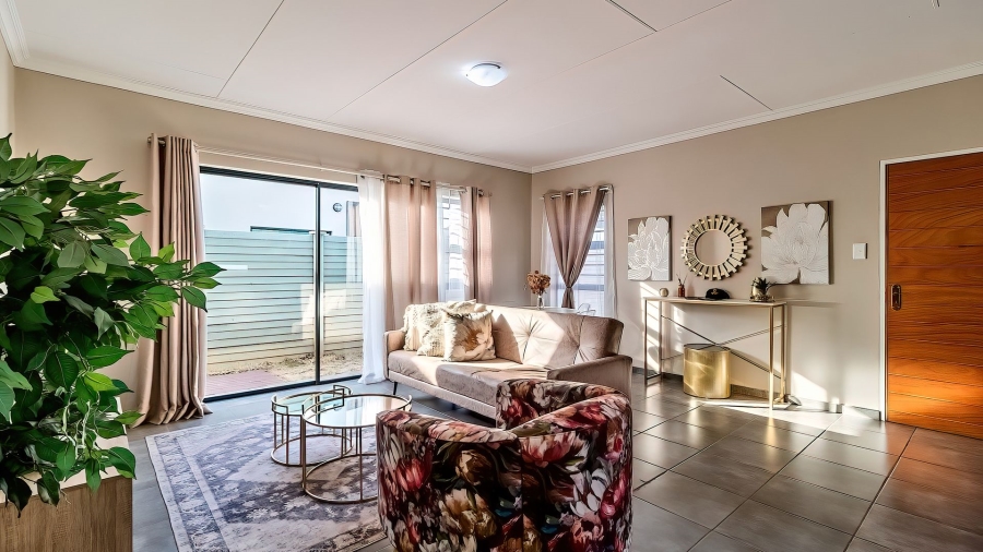 3 Bedroom Property for Sale in Toekomsrus Gauteng