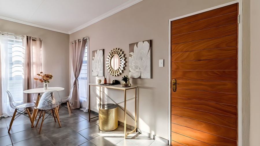 3 Bedroom Property for Sale in Toekomsrus Gauteng
