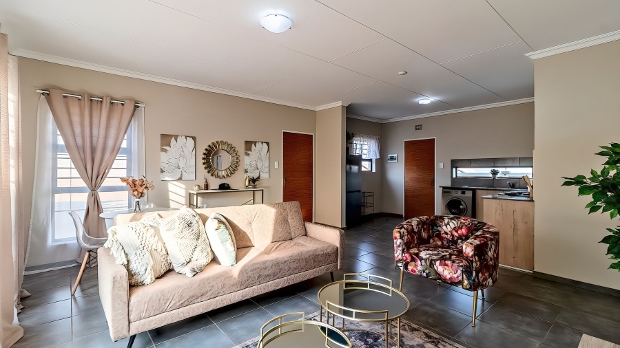 3 Bedroom Property for Sale in Toekomsrus Gauteng