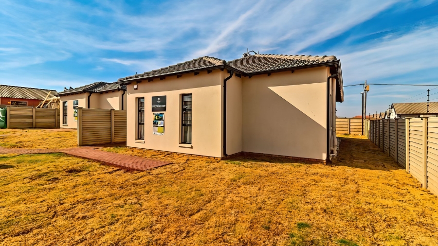 3 Bedroom Property for Sale in Toekomsrus Gauteng