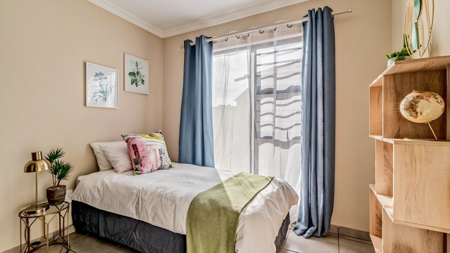 3 Bedroom Property for Sale in Toekomsrus Gauteng