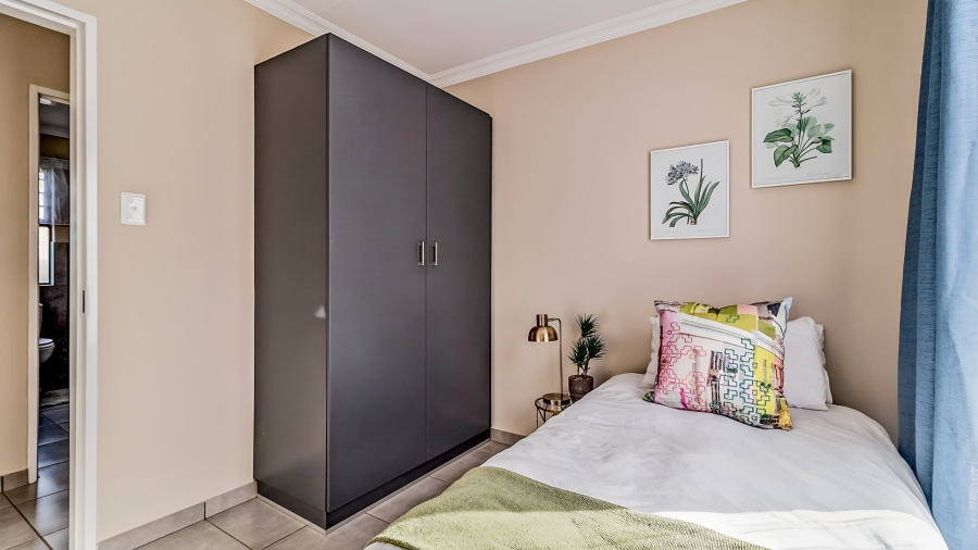 3 Bedroom Property for Sale in Toekomsrus Gauteng