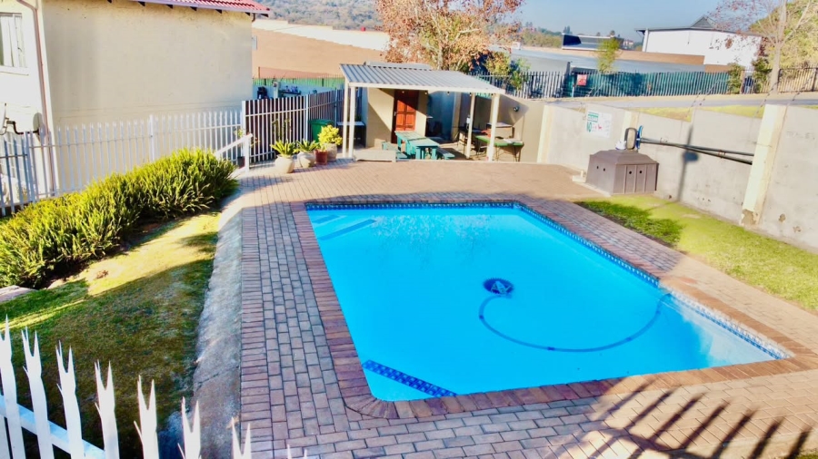 2 Bedroom Property for Sale in Meyersdal Gauteng