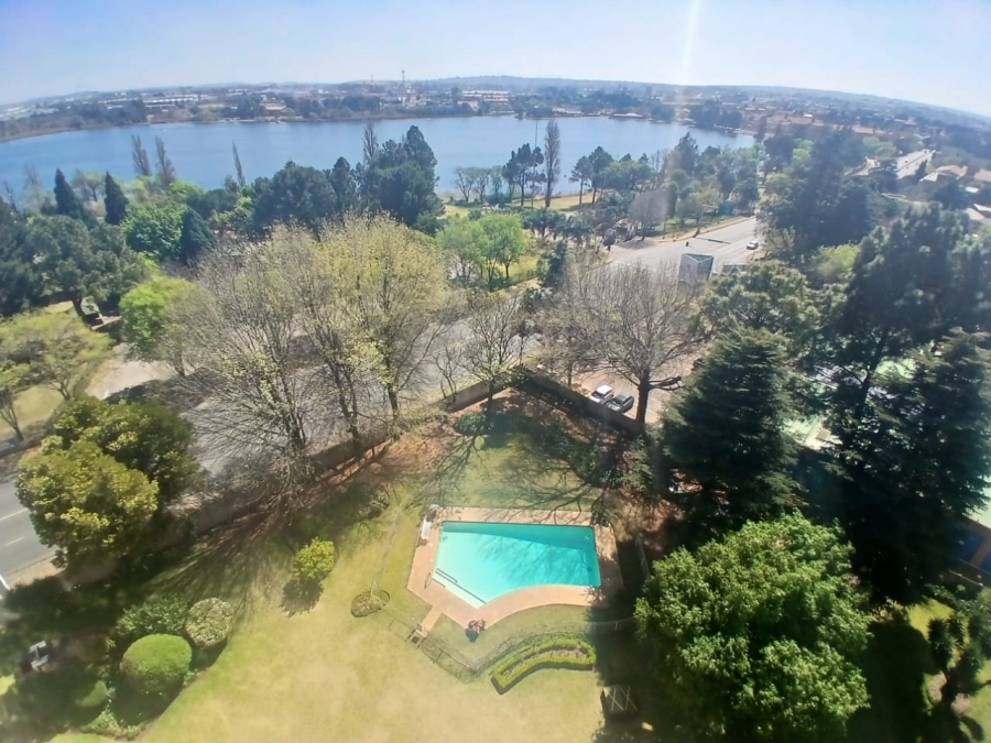2 Bedroom Property for Sale in Lambton Gauteng