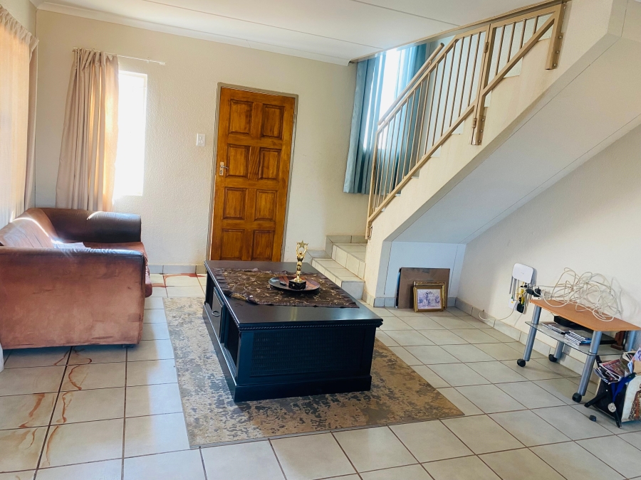 3 Bedroom Property for Sale in Glenway Estate Gauteng