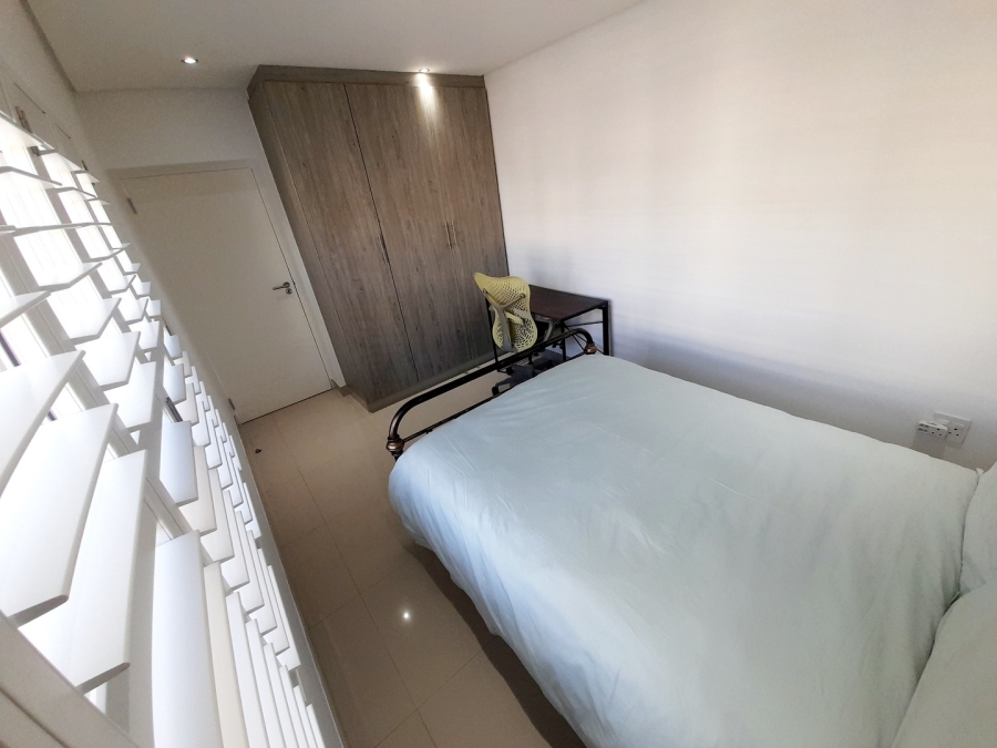 To Let 2 Bedroom Property for Rent in Lombardy Estate Gauteng