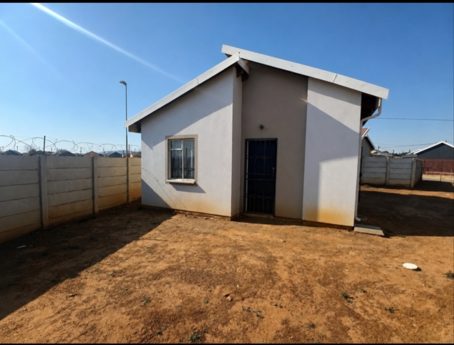 2 Bedroom Property for Sale in Savanna City Gauteng