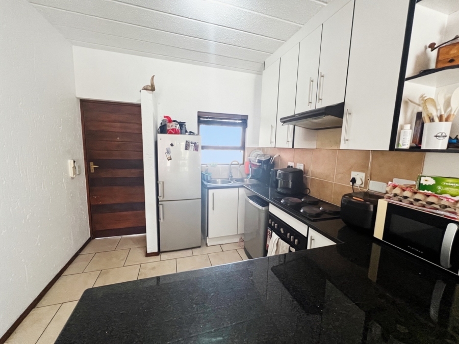 2 Bedroom Property for Sale in Sunninghill Gauteng