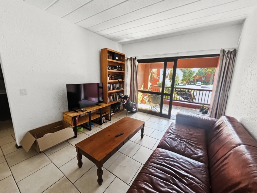 2 Bedroom Property for Sale in Sunninghill Gauteng