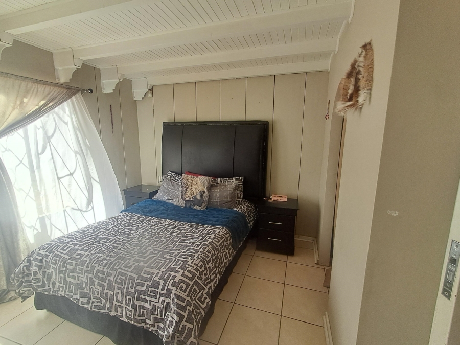 3 Bedroom Property for Sale in Crystal Park Gauteng