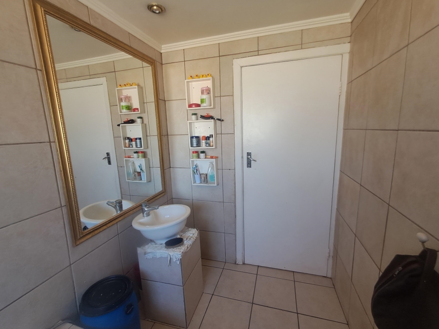 3 Bedroom Property for Sale in Crystal Park Gauteng