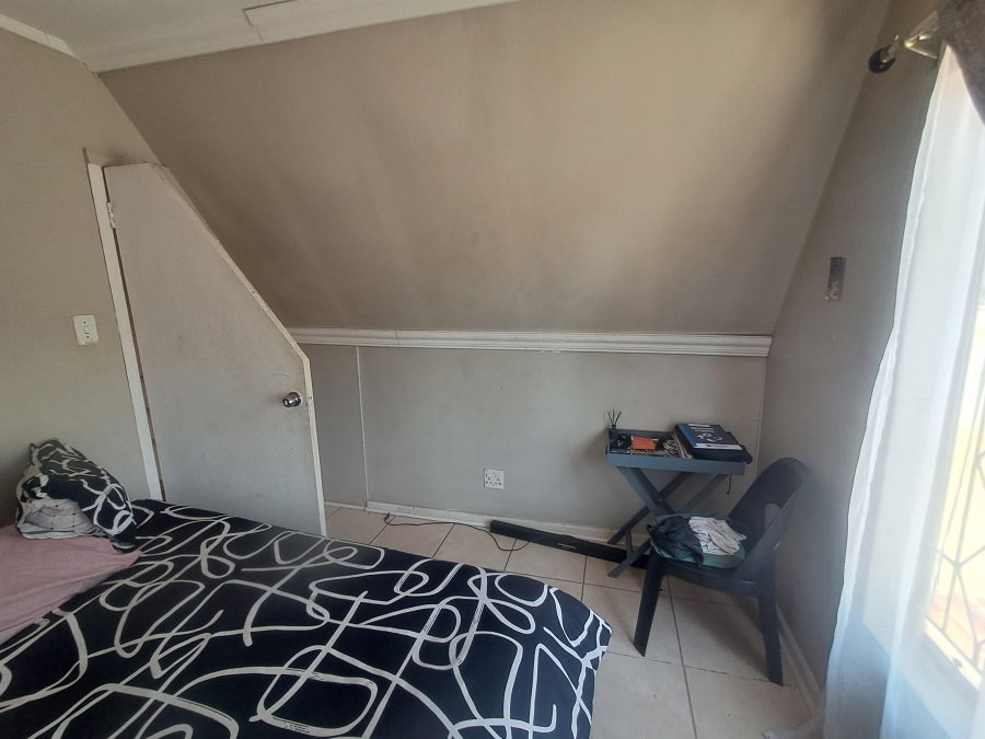3 Bedroom Property for Sale in Crystal Park Gauteng