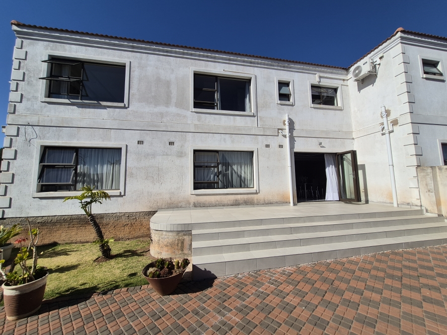 5 Bedroom Property for Sale in Sunnyridge Gauteng