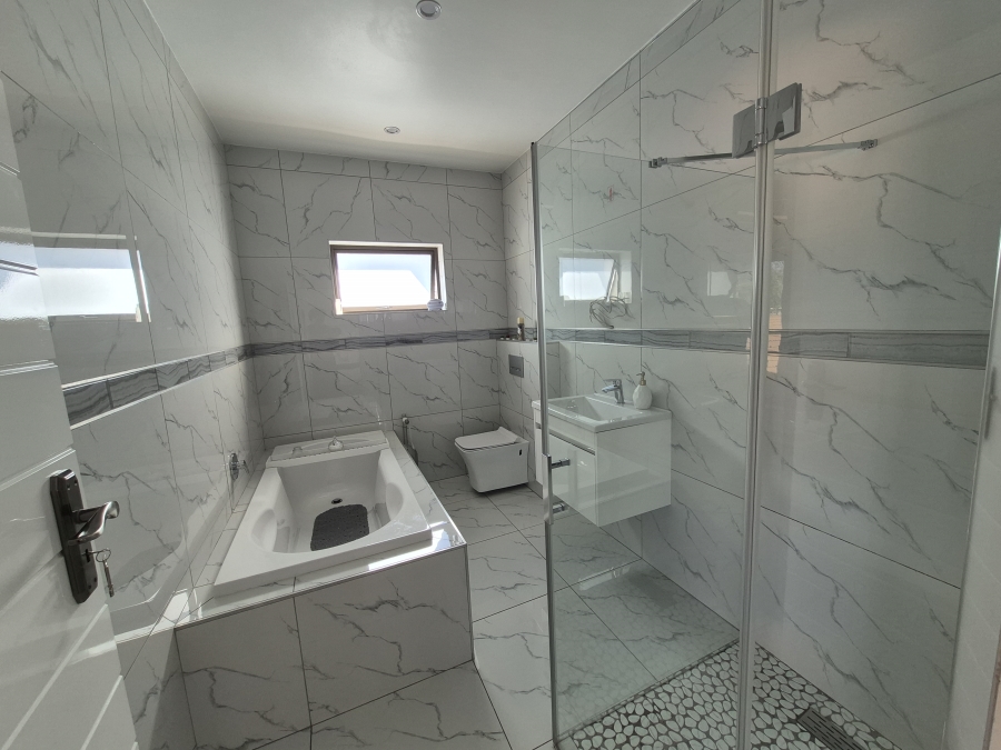 5 Bedroom Property for Sale in Sunnyridge Gauteng