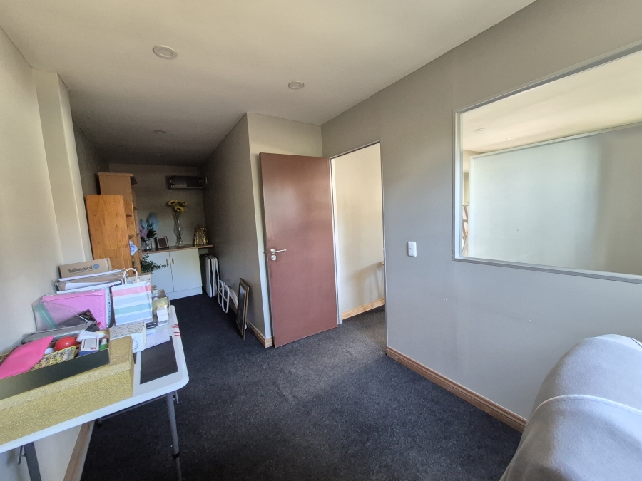 5 Bedroom Property for Sale in Sunnyridge Gauteng