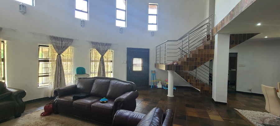 5 Bedroom Property for Sale in Glen Austin Gauteng