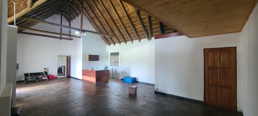 5 Bedroom Property for Sale in Glen Austin Gauteng