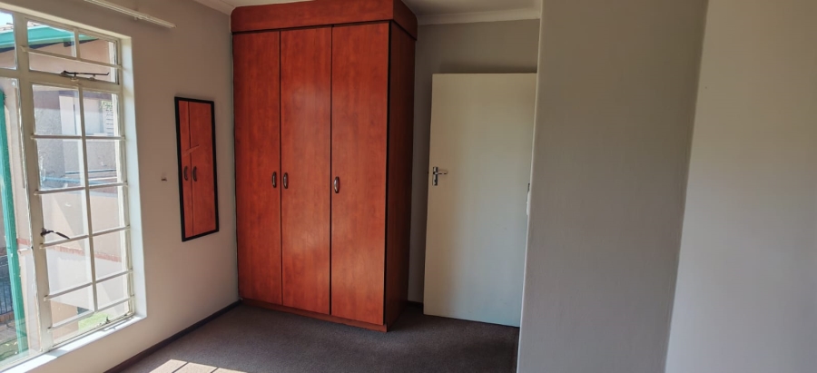 2 Bedroom Property for Sale in Brentwood Gauteng