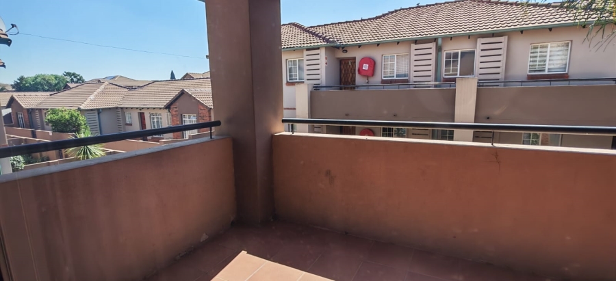 To Let 2 Bedroom Property for Rent in Brentwood Gauteng